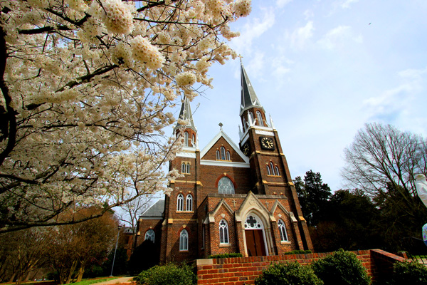 A Catholic College Stands Up for the&nbsp;Faith